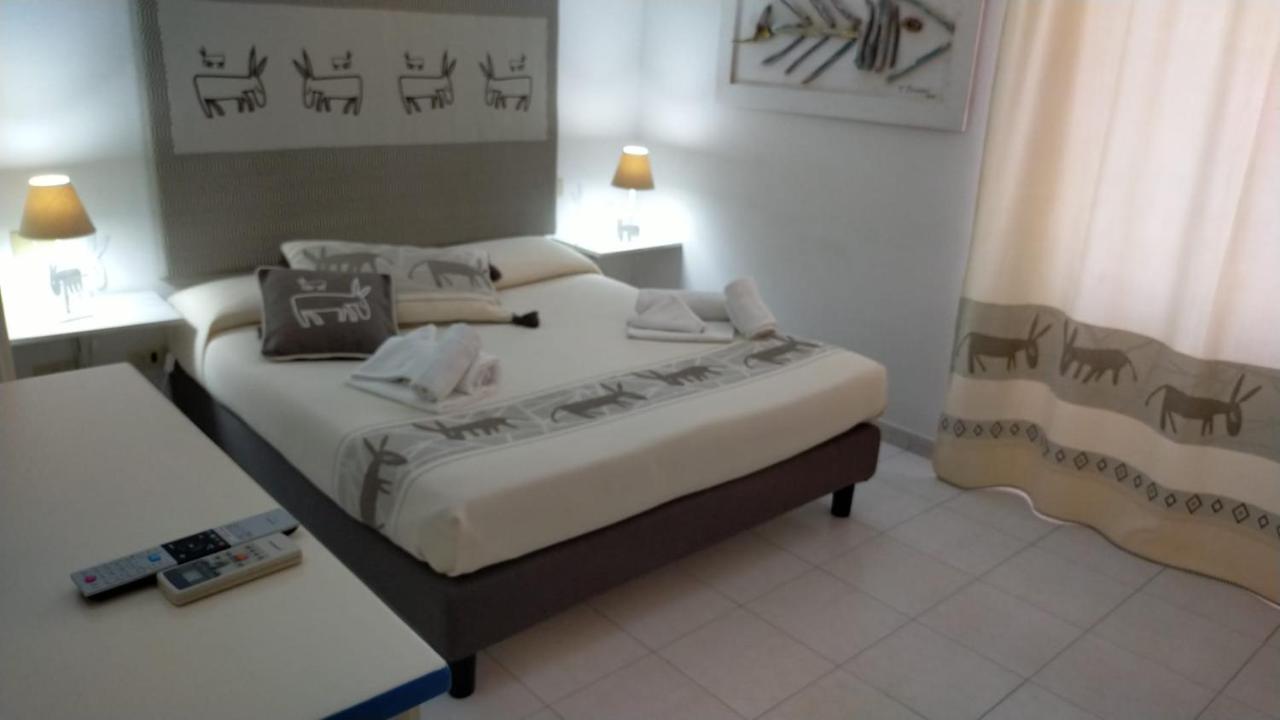 Hotel Canne Al Vento サンタ・テレーザ・ガッルーラ エクステリア 写真
