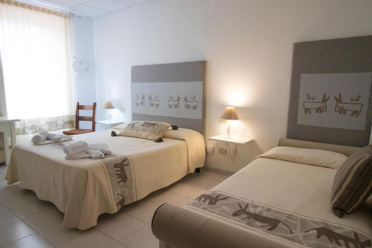 Hotel Canne Al Vento サンタ・テレーザ・ガッルーラ エクステリア 写真