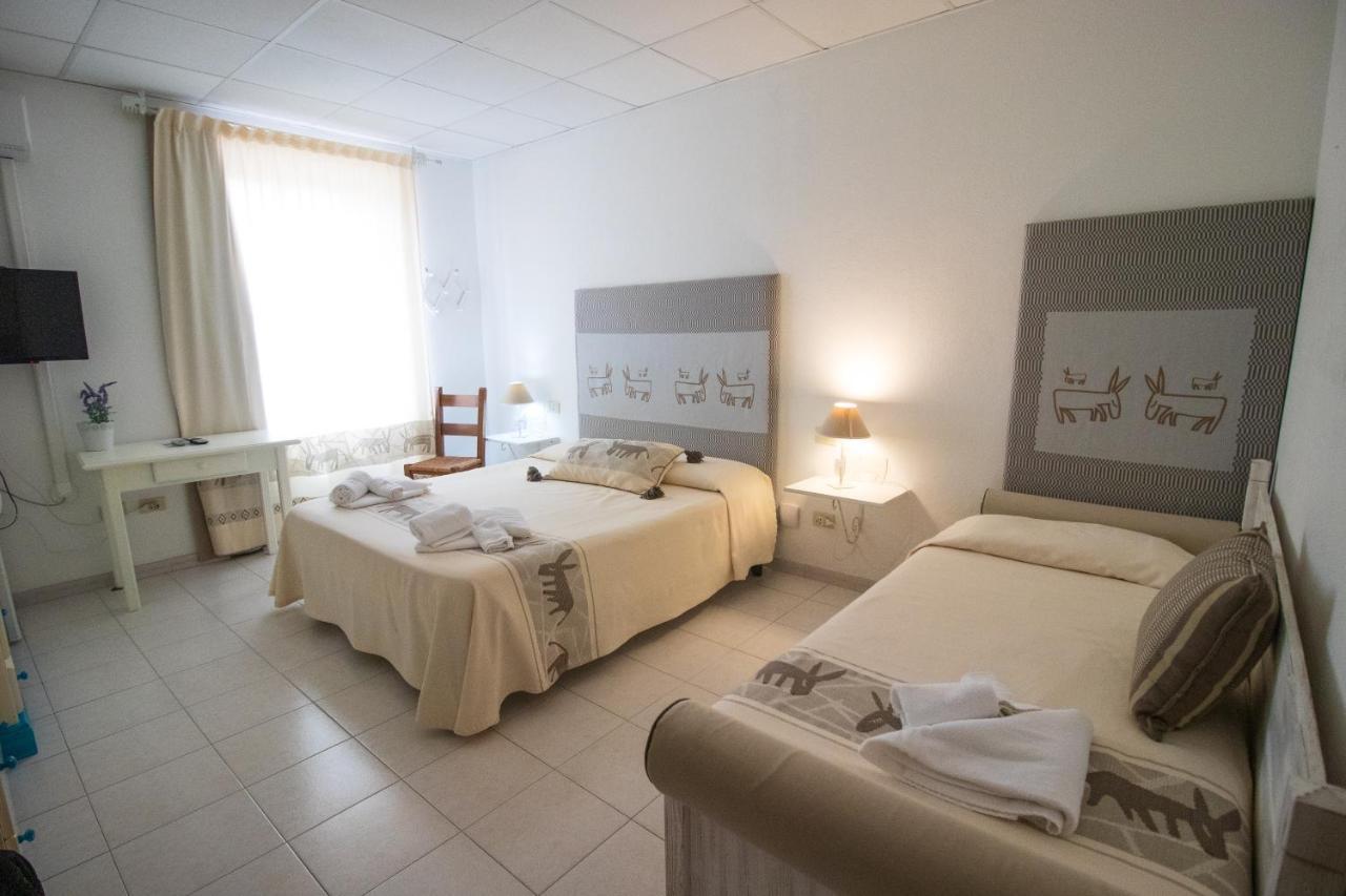 Hotel Canne Al Vento サンタ・テレーザ・ガッルーラ エクステリア 写真