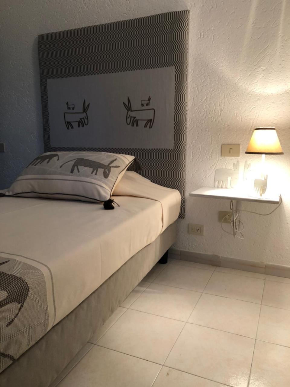 Hotel Canne Al Vento サンタ・テレーザ・ガッルーラ エクステリア 写真