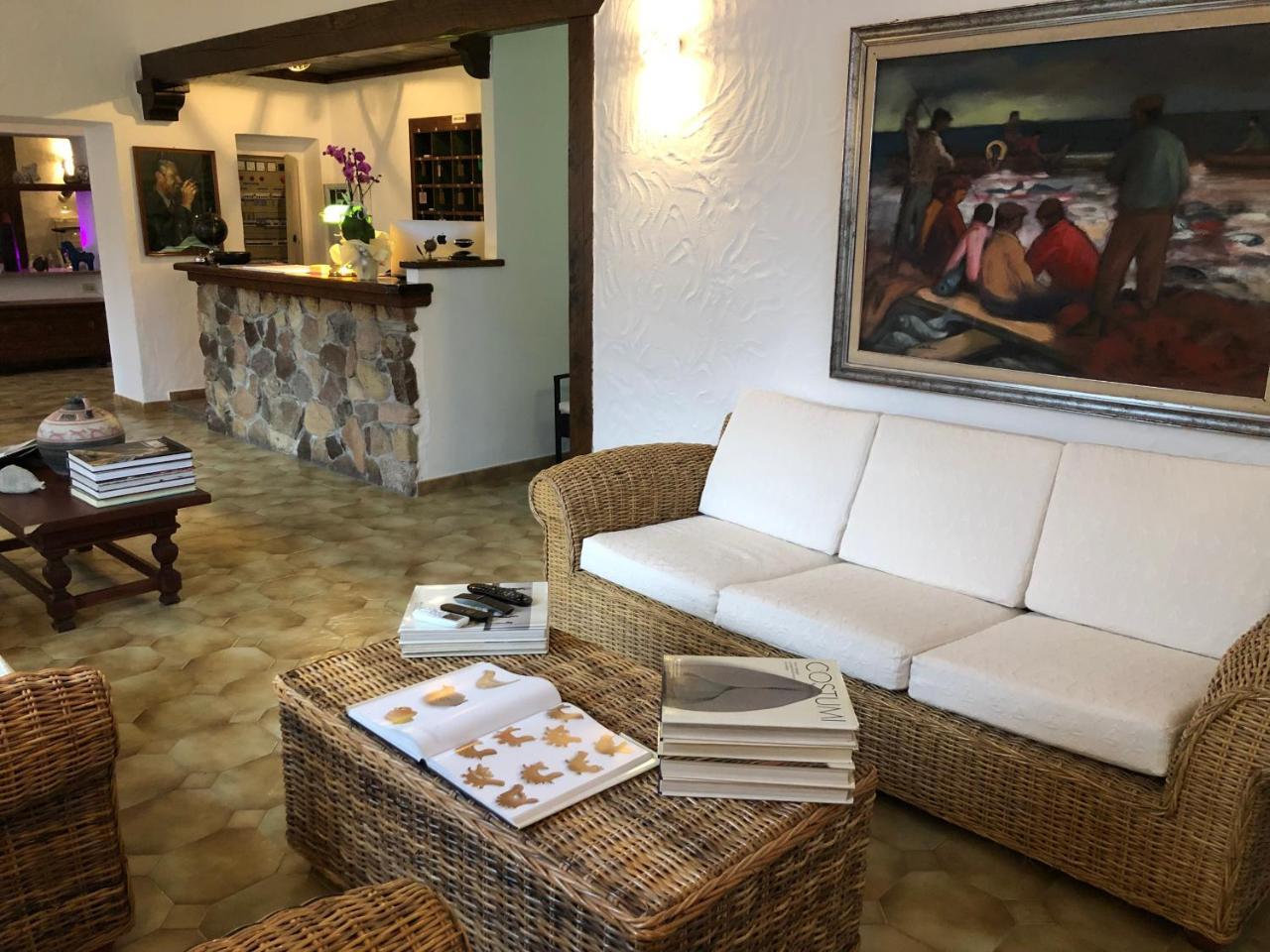 Hotel Canne Al Vento サンタ・テレーザ・ガッルーラ エクステリア 写真